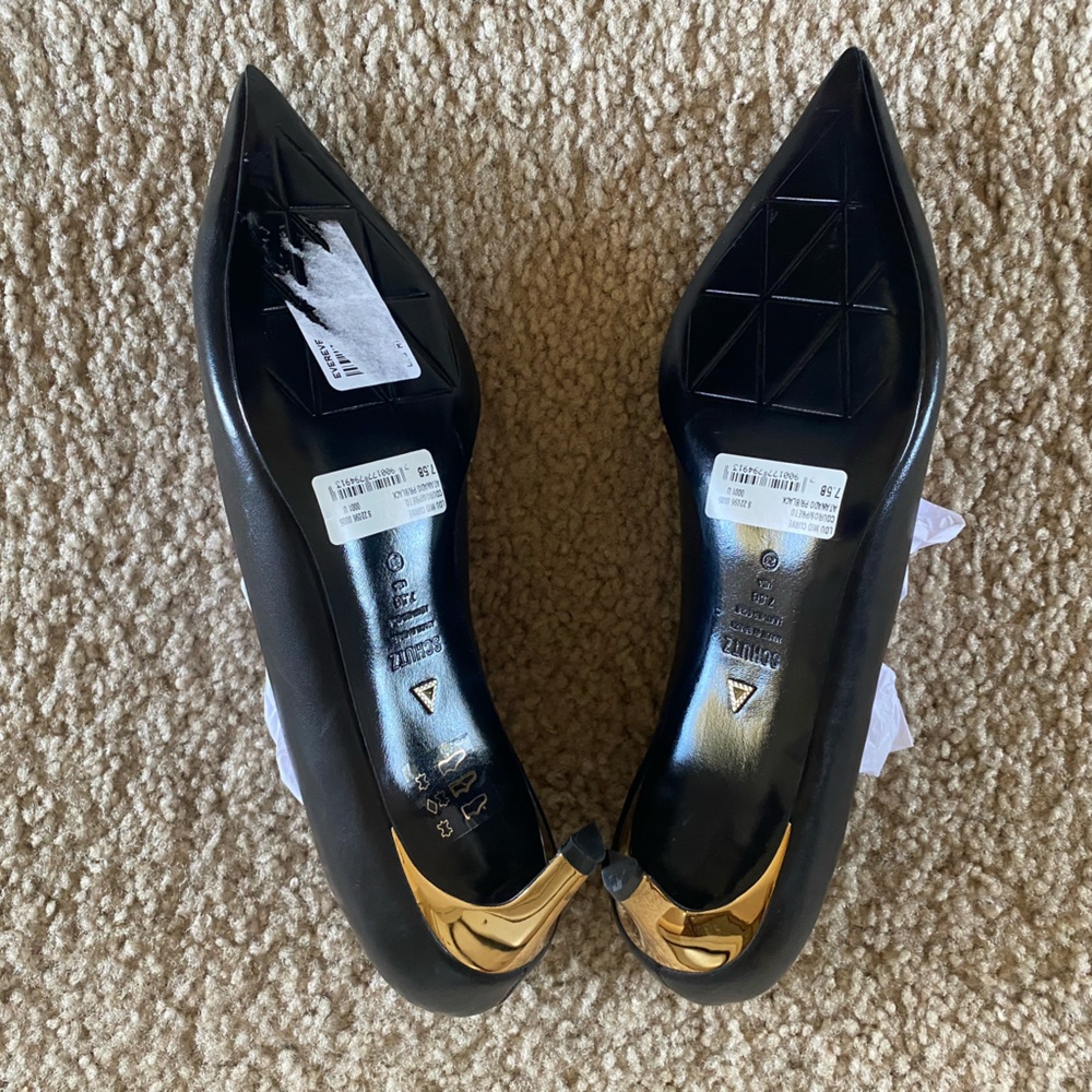 NWOB SCHUTZ
Lou 50MM Kitten-Heel Leather Pumps - Picture 5 of 6